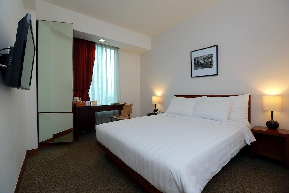 Park Hotel Cawang Джакарта Екстер'єр фото