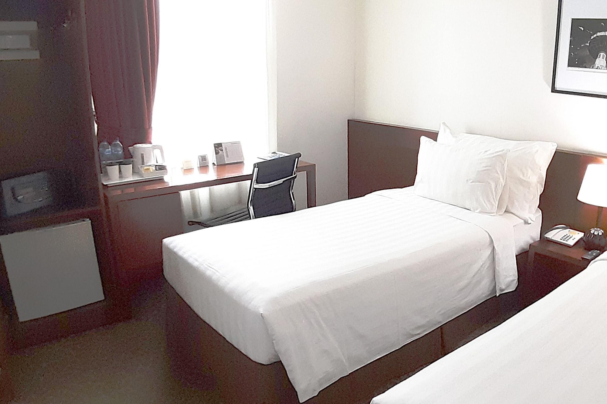Park Hotel Cawang Джакарта Екстер'єр фото