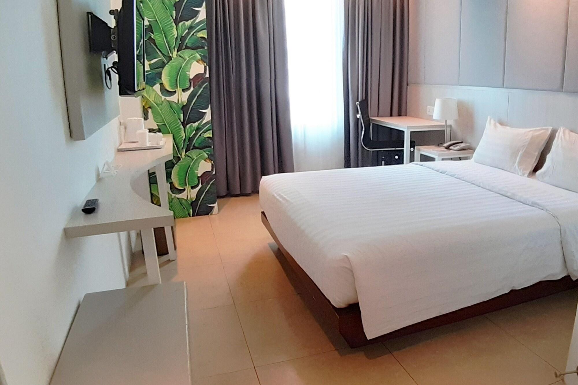 Park Hotel Cawang Джакарта Екстер'єр фото