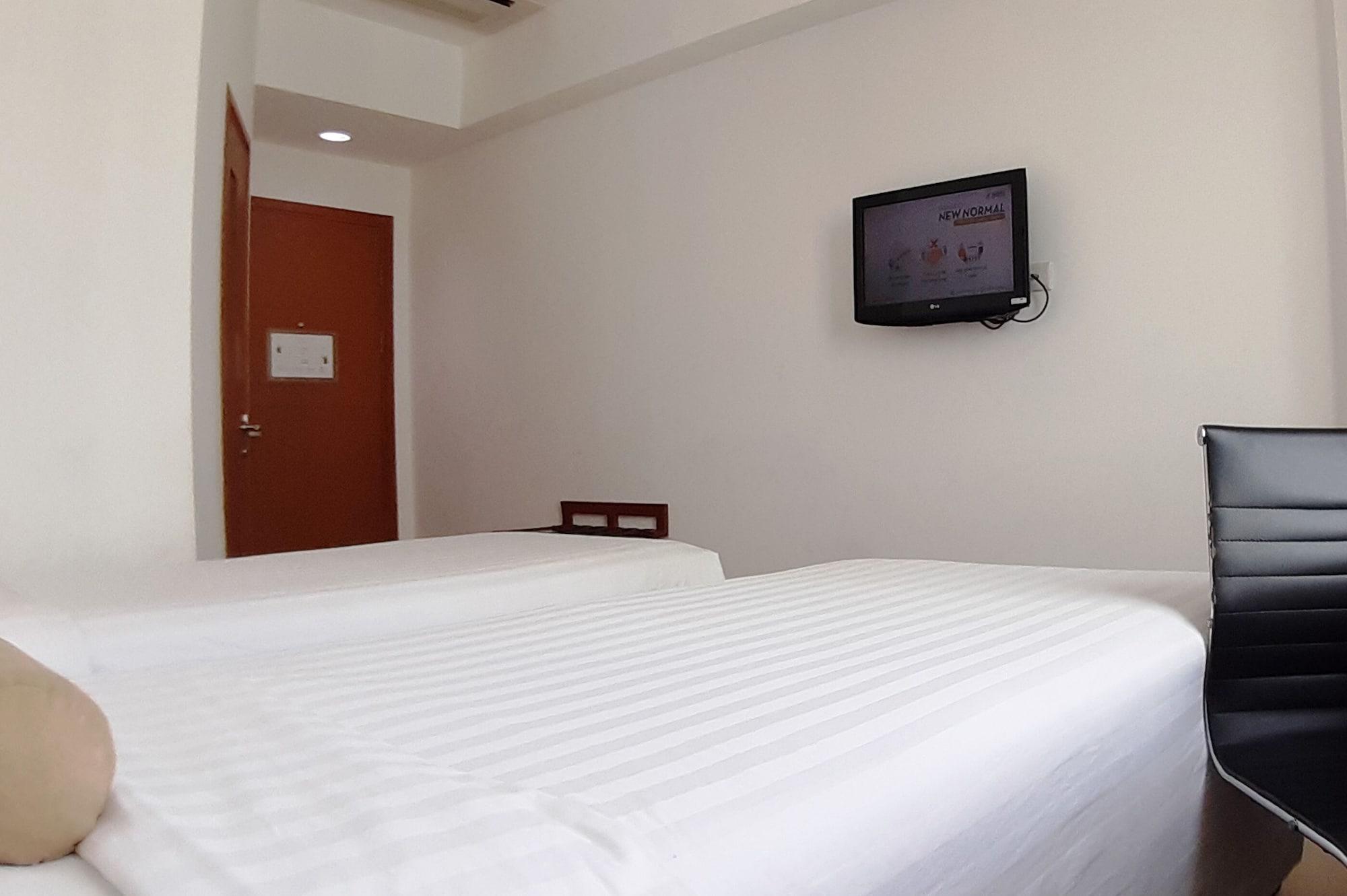 Park Hotel Cawang Джакарта Екстер'єр фото