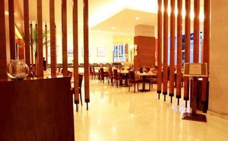 Park Hotel Cawang Джакарта Екстер'єр фото