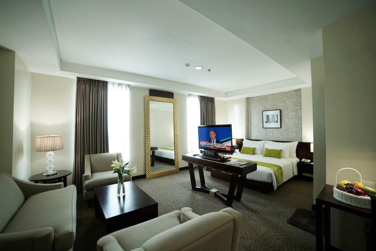 Park Hotel Cawang Джакарта Екстер'єр фото