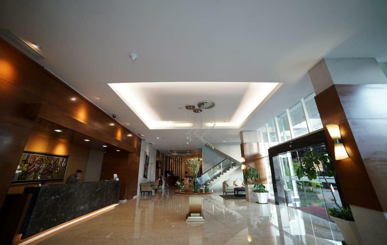 Park Hotel Cawang Джакарта Екстер'єр фото